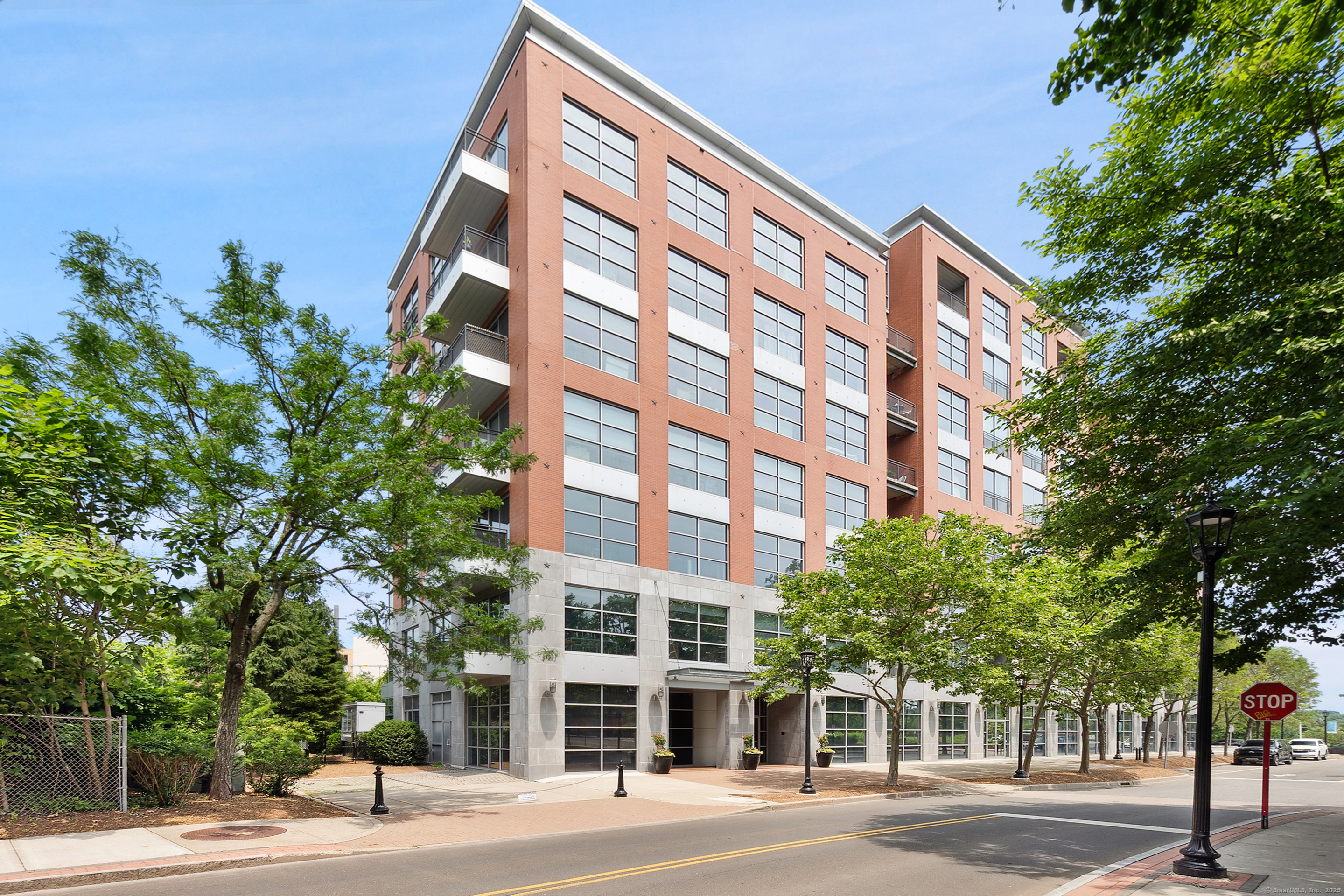 33 North Water Street, Unit 505 Norwalk, CT 06854 - Photo 22 of 25 a front view of a building