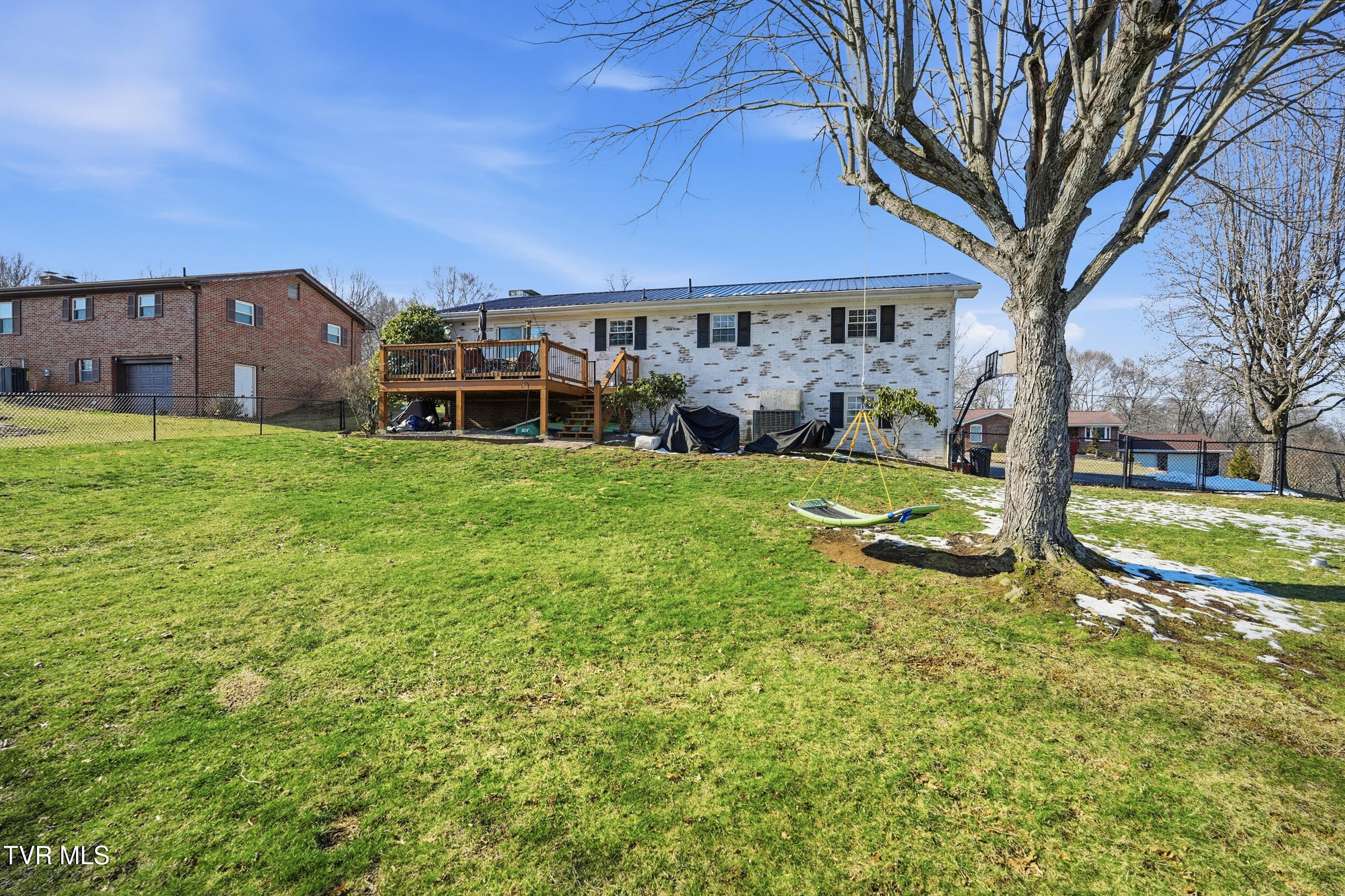 233 Mark Drive Gray, TN 37615 - Photo 30 of 37 48_233 mark dr-45