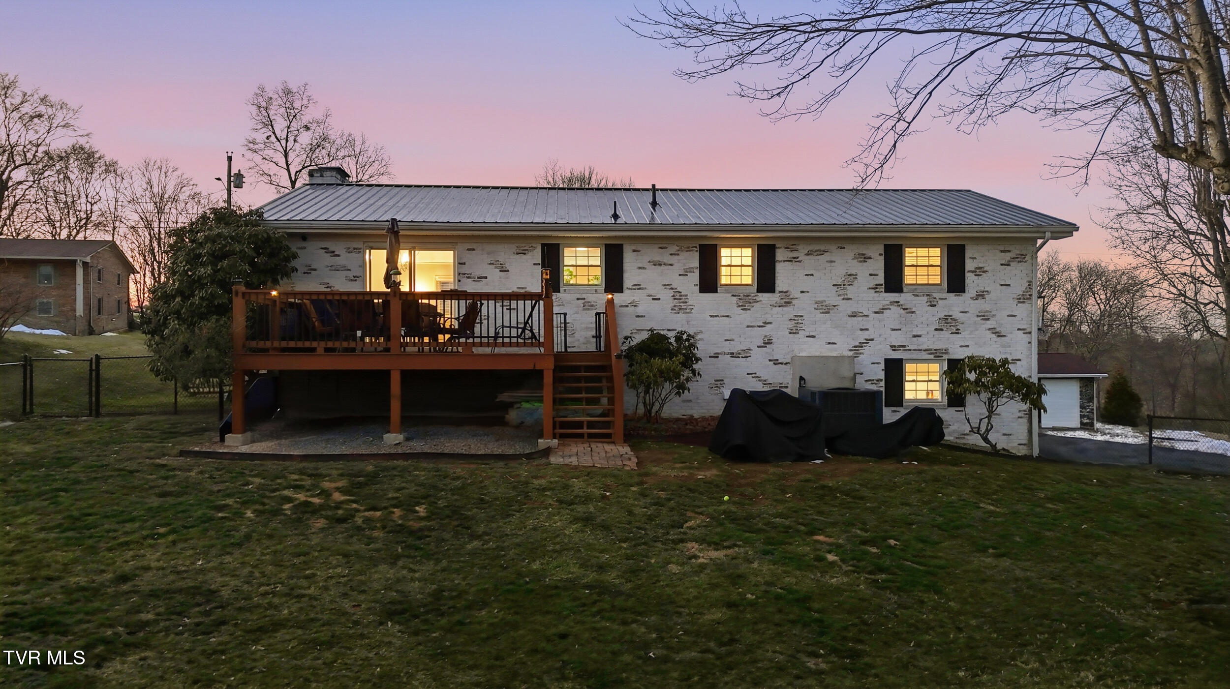 233 Mark Drive Gray, TN 37615 - Photo 31 of 37 42_233 mark dr-50