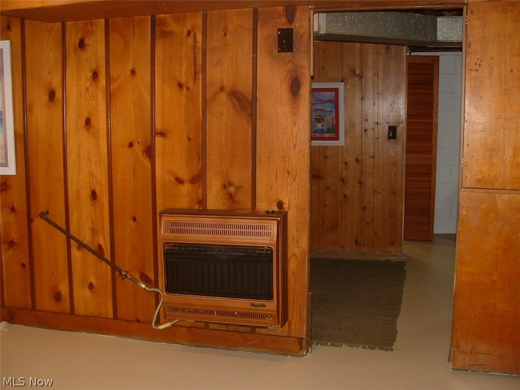 322 West Ohio Avenue Rittman, OH 44270 - Photo 22 of 34 Gas wall furnace
