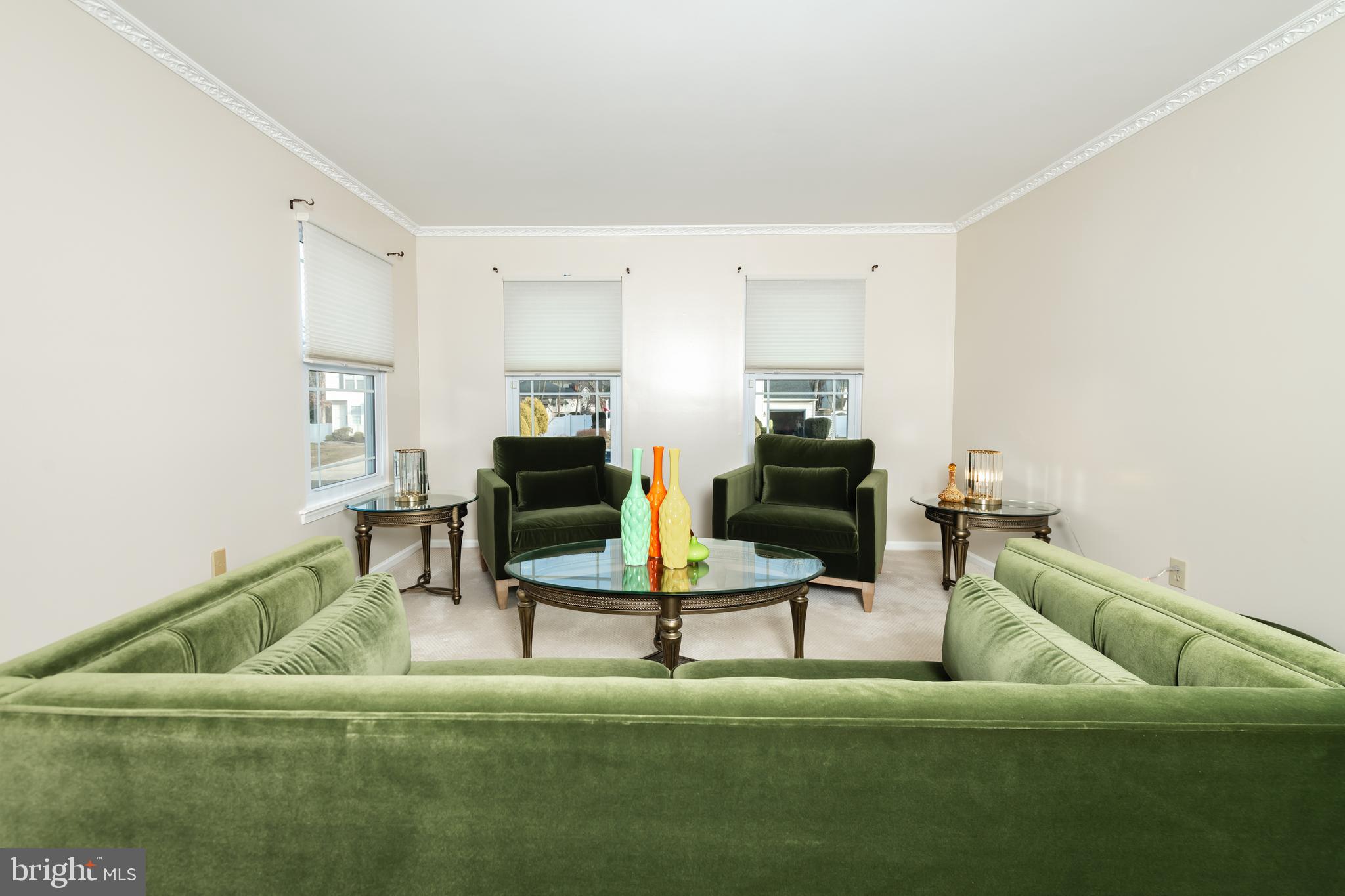 72 Rosalind Circle Sicklerville, NJ 08081 - Photo 5 of 47 a living room with furniture and a piano