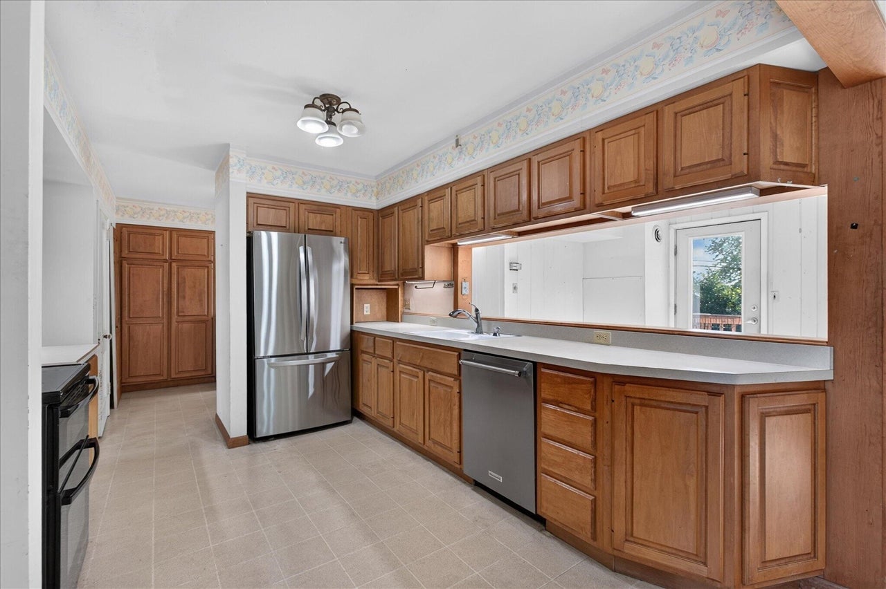 415 Ridgeway Street St. Joseph, MI 49085 - Photo 6 of 35 Gallery Image 6