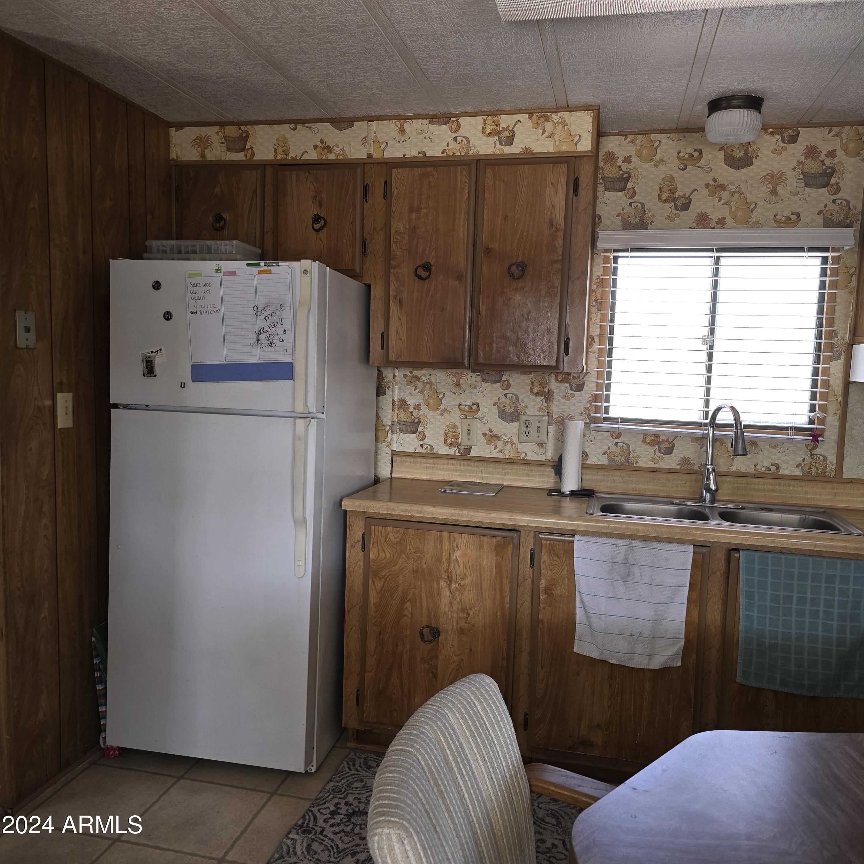 2701 East Utopia Road, Unit 3 Phoenix, AZ 85050 - Photo 11 of 22 20240930_104608