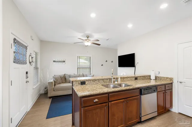 $298,000 | 212 South J Street, Pensacola, FL 32502