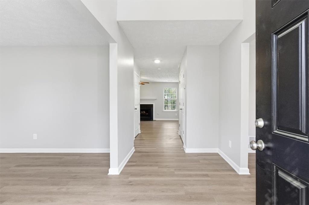 111 Crestbend Lane Powder Springs, GA 30127 - Photo 4 of 34