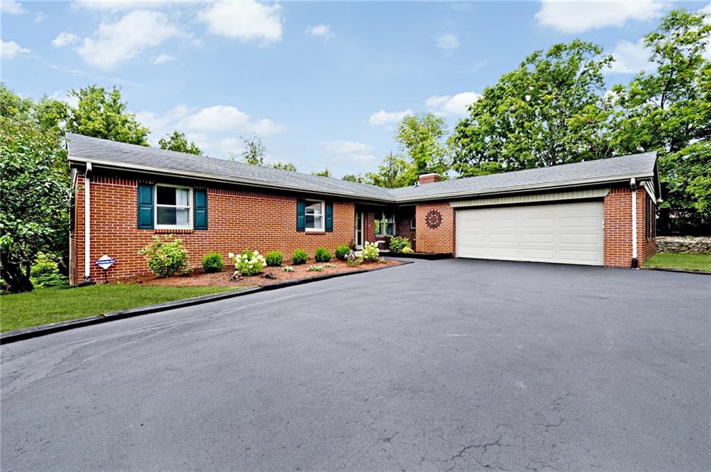 6116 Bramshaw Road Indianapolis, IN 46220 - Photo 4 of 43 Gallery Image 4