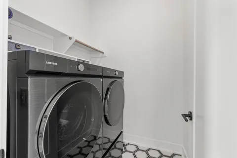 $1,050,000 | 3007 Chennault Street, Austin, TX 78723