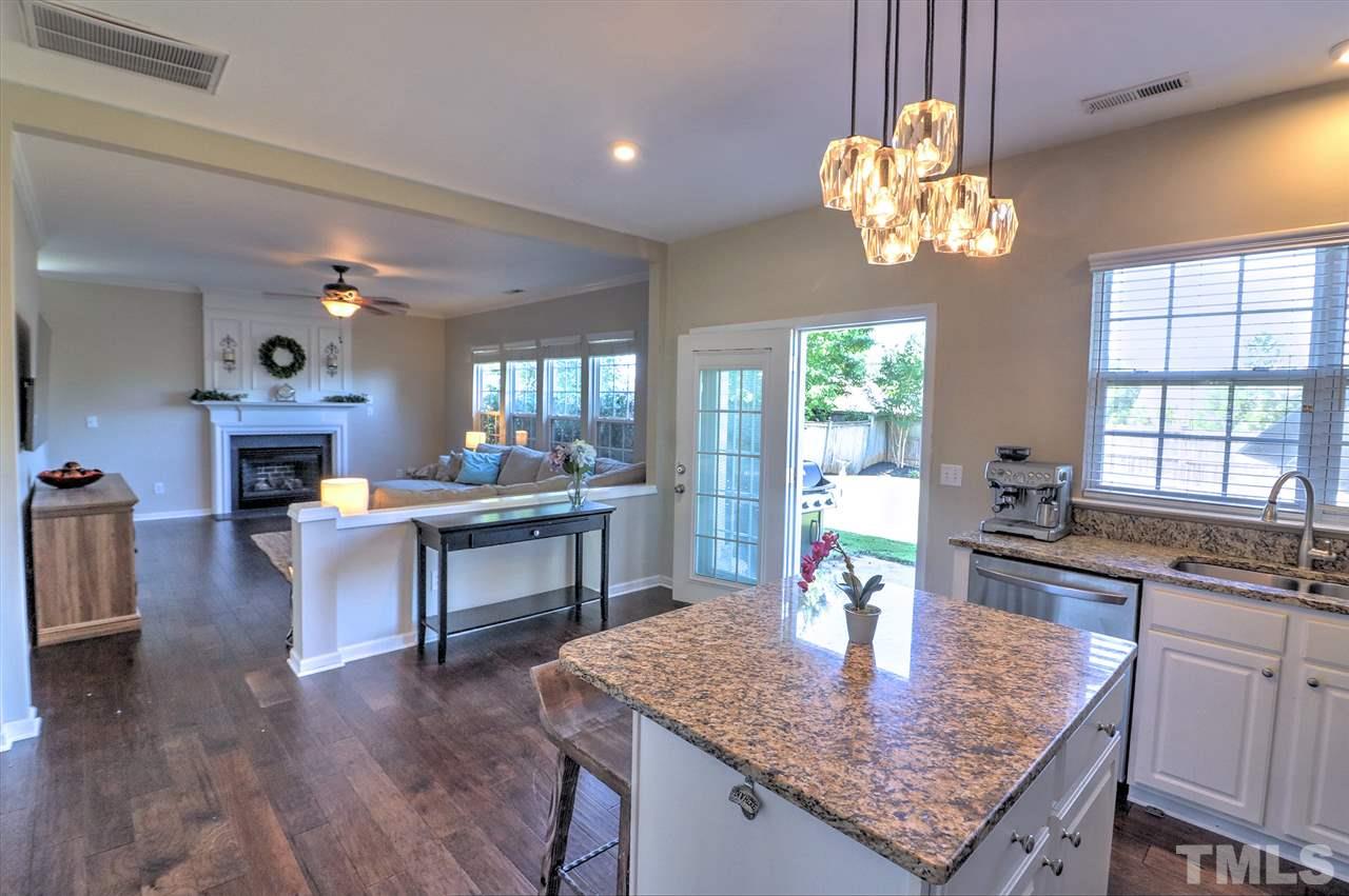 7421 Silver View Lane Raleigh, NC 27613 - Photo 6 of 29