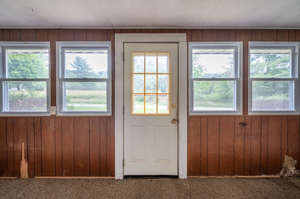 1720 West Ridge Road Wytheville, VA 24382 - Photo 18 of 70 Gallery Image 18