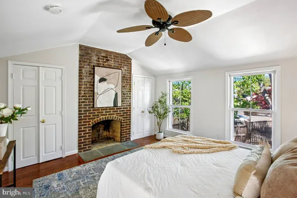 $850,000 | 813 Wolfe Street, Alexandria, VA 22314