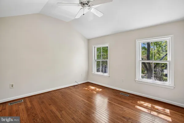$850,000 | 813 Wolfe Street, Alexandria, VA 22314