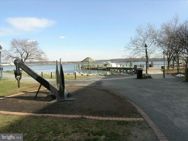 $850,000 | 813 Wolfe Street, Alexandria, VA 22314