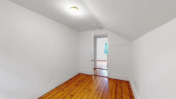 $4,250 | 151 Hamilton Street, Cambridge, MA 02139