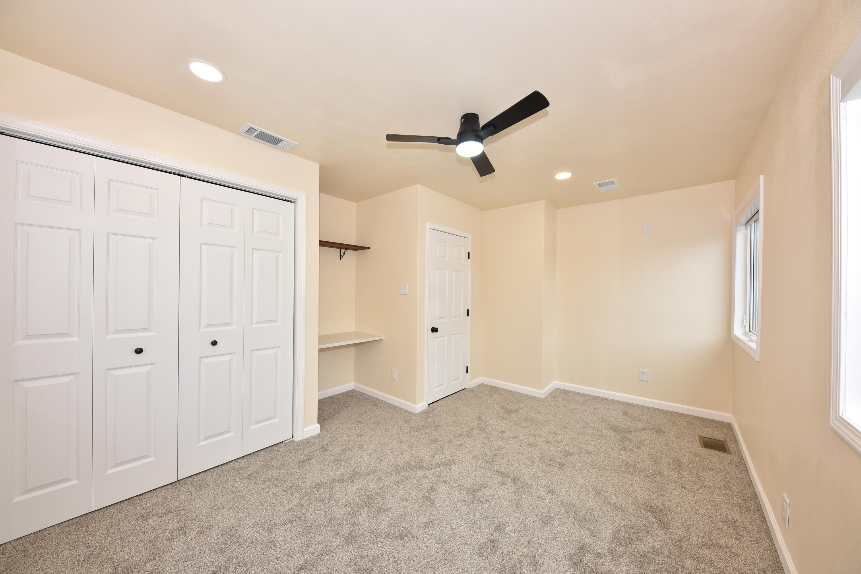 8105 West Townsend Street Milwaukee, WI 53222 - Photo 21 of 38 EUP_1616