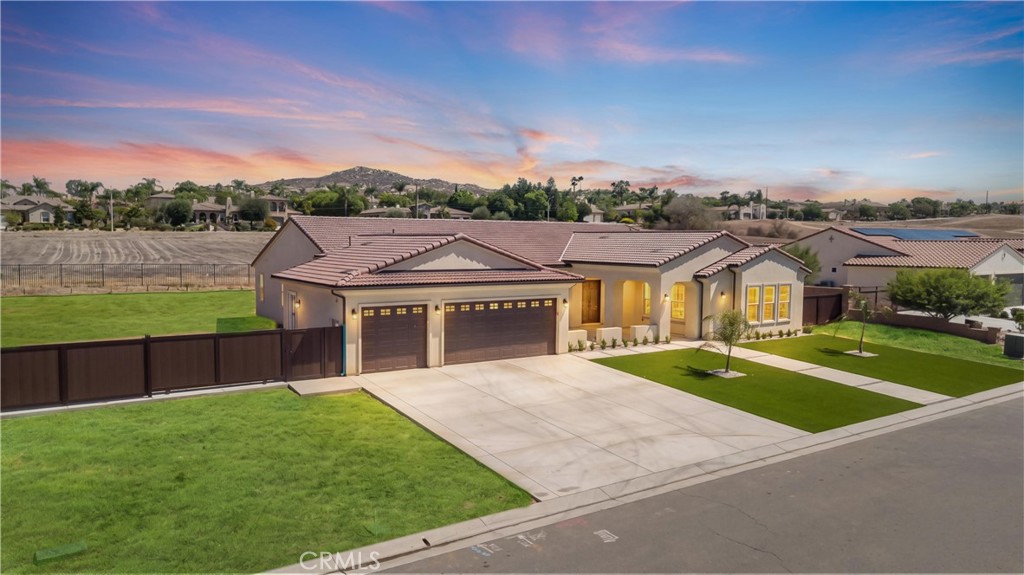 7928 Featherstone Court Riverside, CA 92506 - Photo 3 of 27 Gallery Image 3