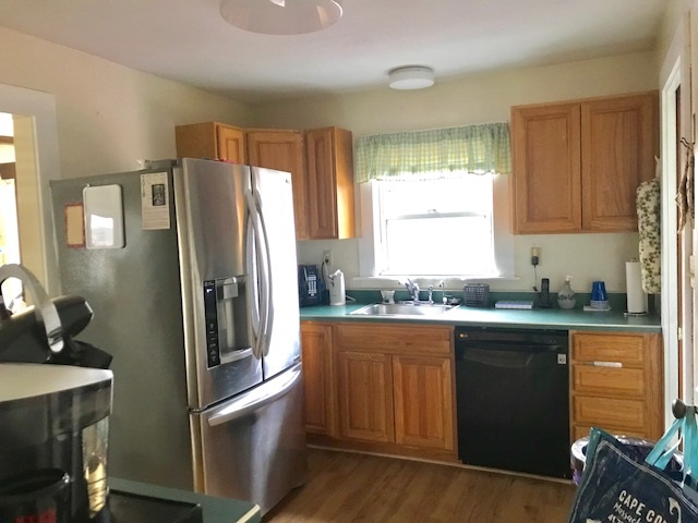 31 Pembroke Road Concord, NH 03301 - Photo 3 of 11