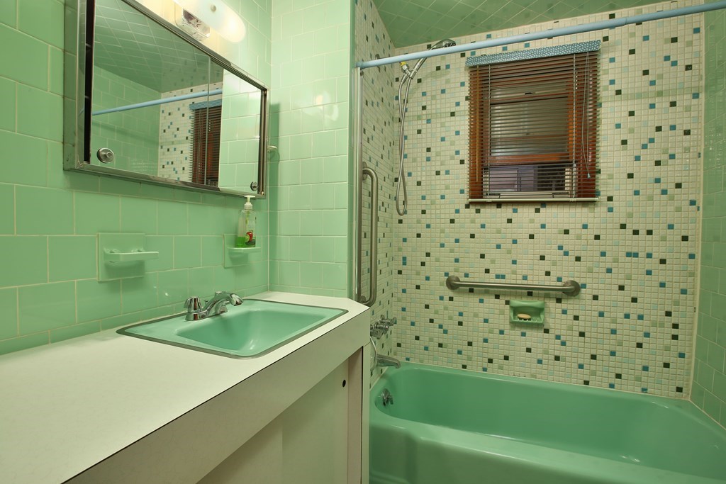 30 Stuart Street Watertown, MA 02472 - Photo 8 of 22 Gallery Image 8
