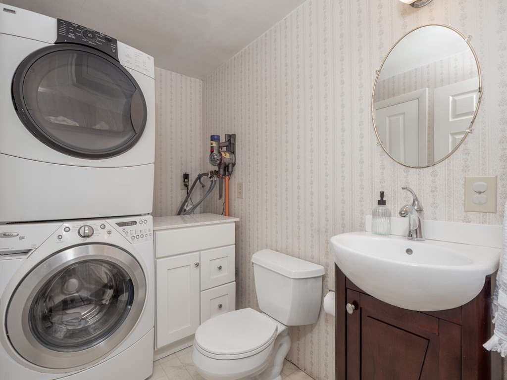 65 Locke Road Chelmsford, MA 01824 - Photo 23 of 42