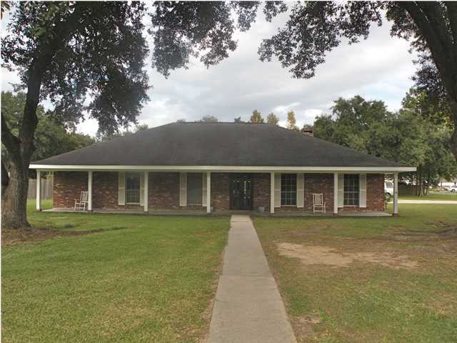 100 Burns Road Lafayette, LA 70508 - Photo 1 of 14 Primary Photo