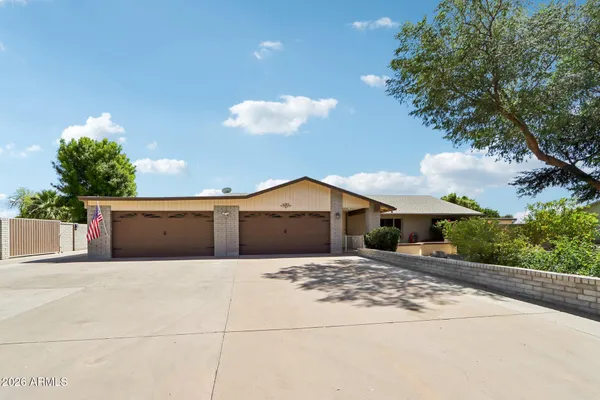 $849,800 | 4201 West Tierra Buena Lane, Phoenix, AZ 85053
