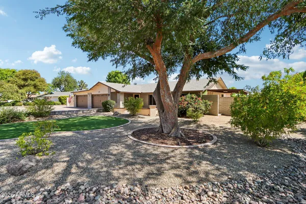 $849,800 | 4201 West Tierra Buena Lane, Phoenix, AZ 85053