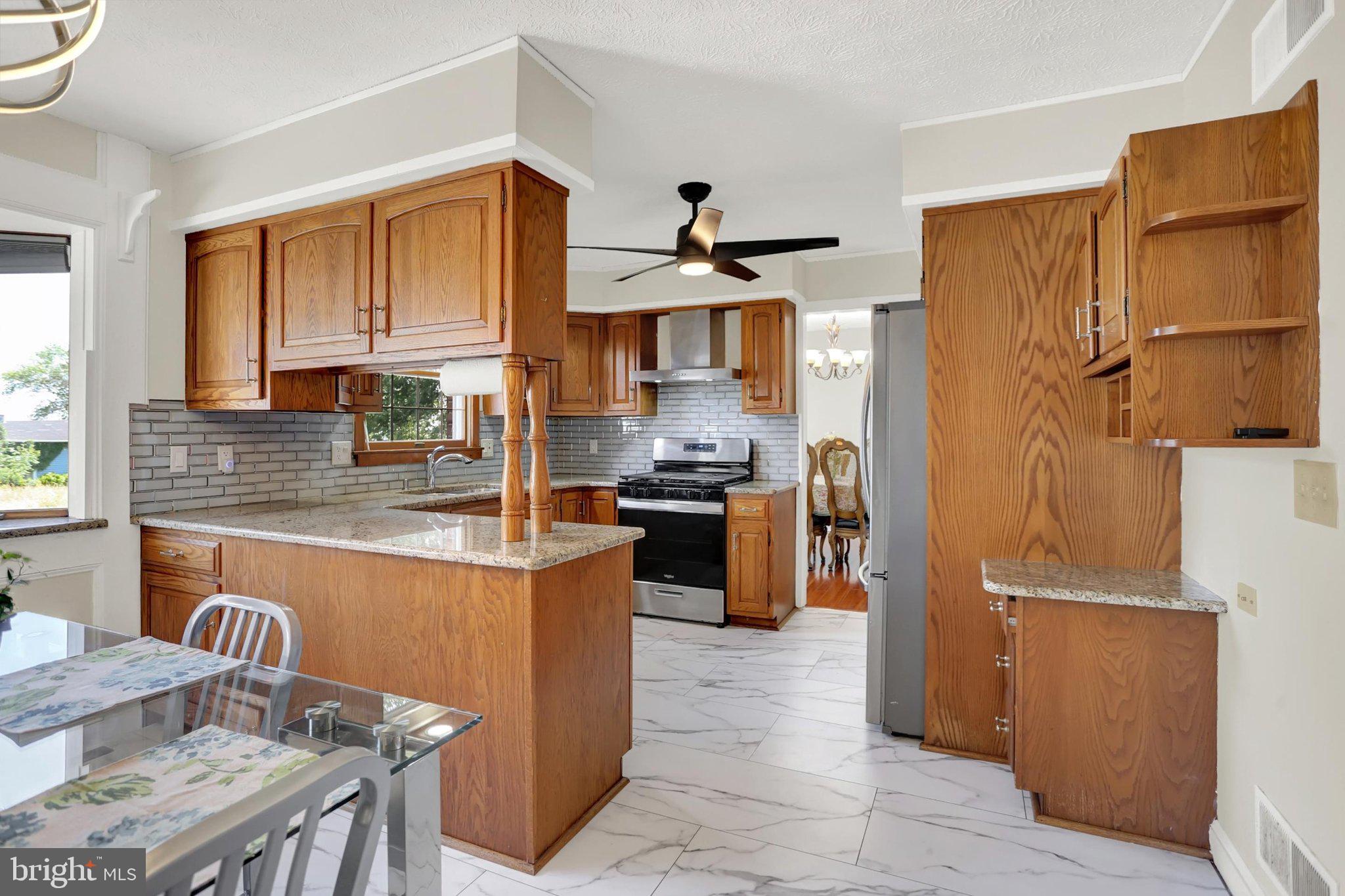 235 Ridge Hill Road Mechanicsburg, PA 17050 - Photo 16 of 68