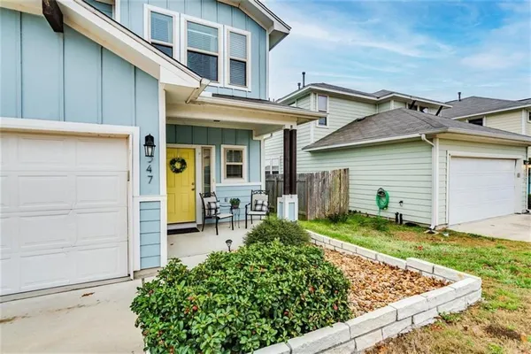 $1,895 | 347 Triumph Road, Buda, TX 78610