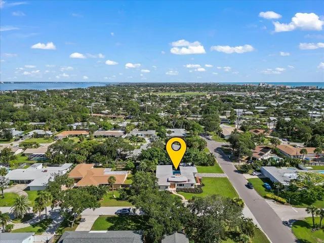 $949,999 | 404 Wayne Avenue, Indialantic, FL 32903