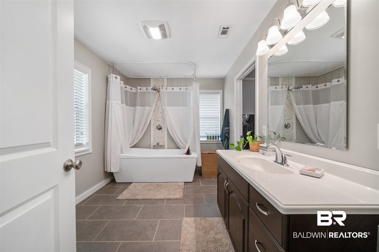 8239 Murray Hill Road Irvington, AL 36544 - Photo 27 of 37
