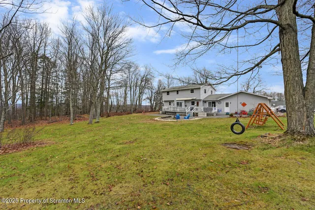 $517,000 | 407 Hill Moscow Pa, Moscow, PA 18444