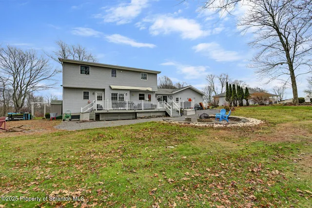 $517,000 | 407 Hill Moscow Pa, Moscow, PA 18444