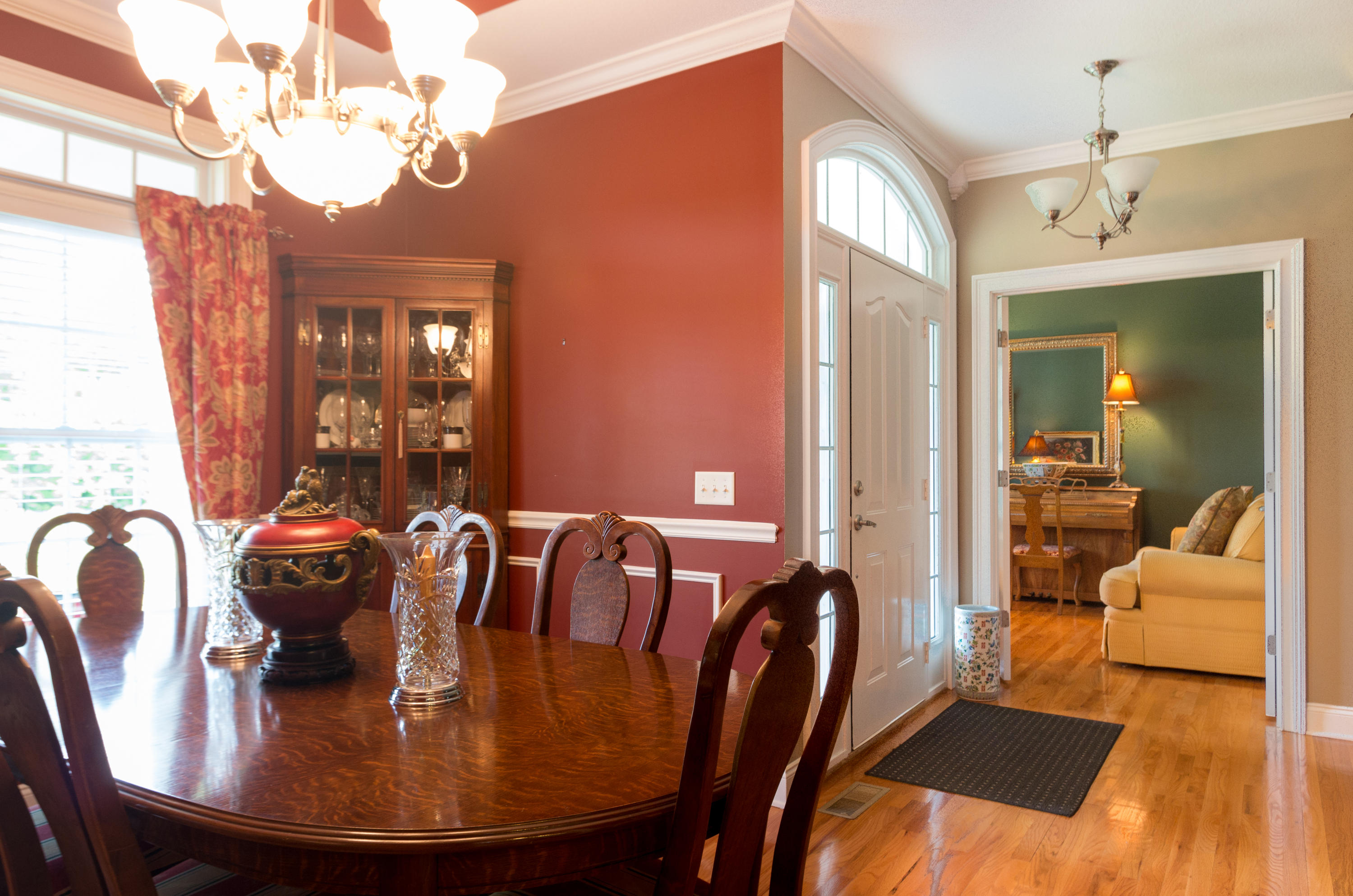 5260 Three Notch Road Ringgold, GA 30736 - Photo 10 of 37 Dining area, looking into office