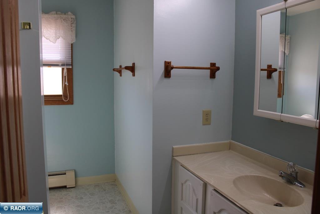 1224 South 20th Street Virginia, MN 55792 - Photo 11 of 24