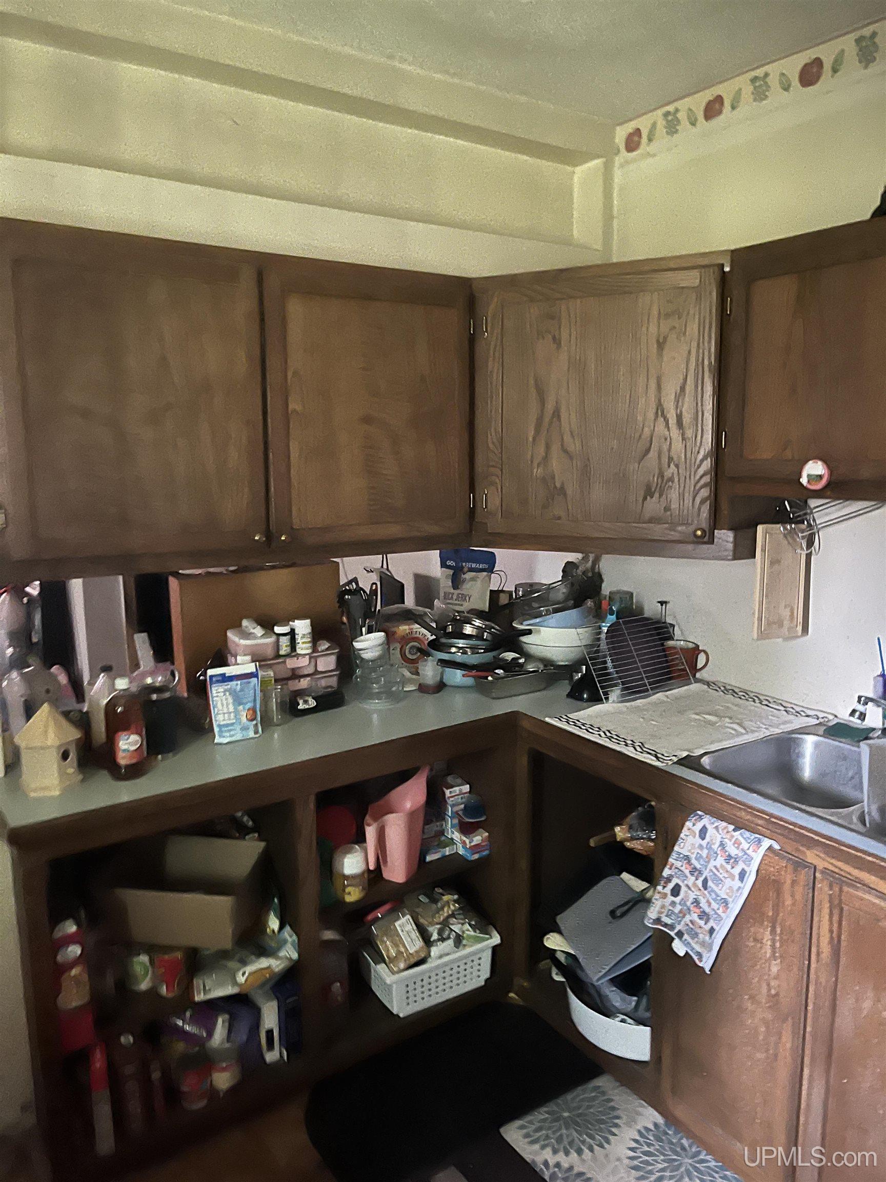 415 East High Street Ishpeming, MI 49849 - Photo 9 of 30