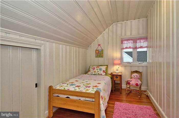 10014 Portland Road Silver Spring, MD 20901 - Photo 20 of 29 Bedroom