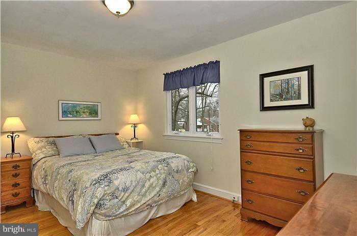 10014 Portland Road Silver Spring, MD 20901 - Photo 10 of 29 Bedroom (Master)