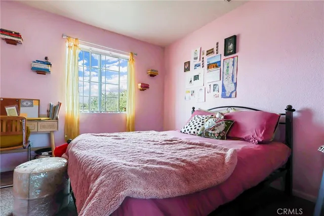 $768,000 | 1801 West Cameron Street, Long Beach, CA 90810