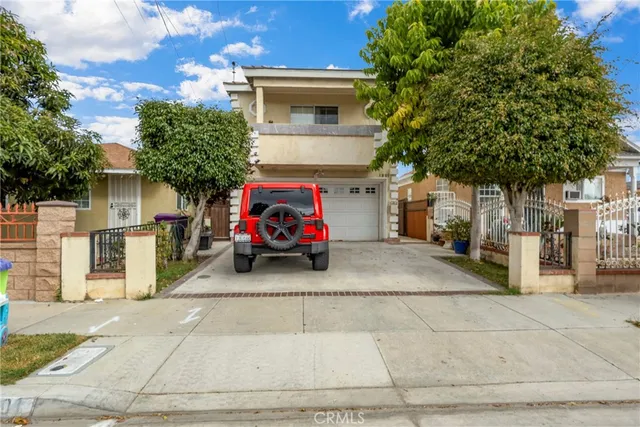 $768,000 | 1801 West Cameron Street, Long Beach, CA 90810