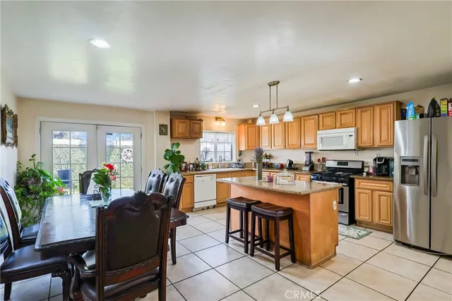 $768,000 | 1801 West Cameron Street, Long Beach, CA 90810