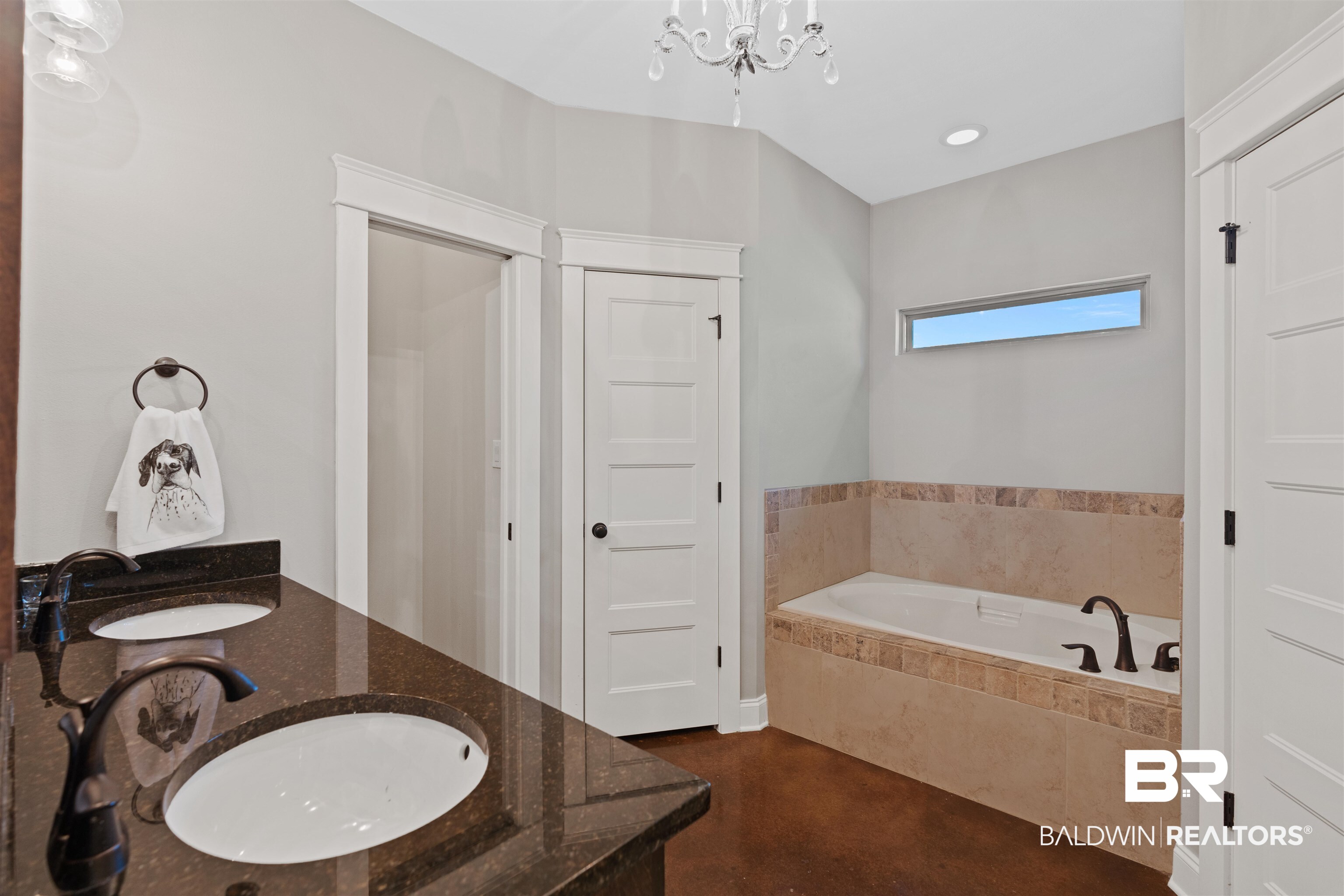 27049 Allenbrook Court Daphne, AL 36526 - Photo 20 of 39 Bathroom