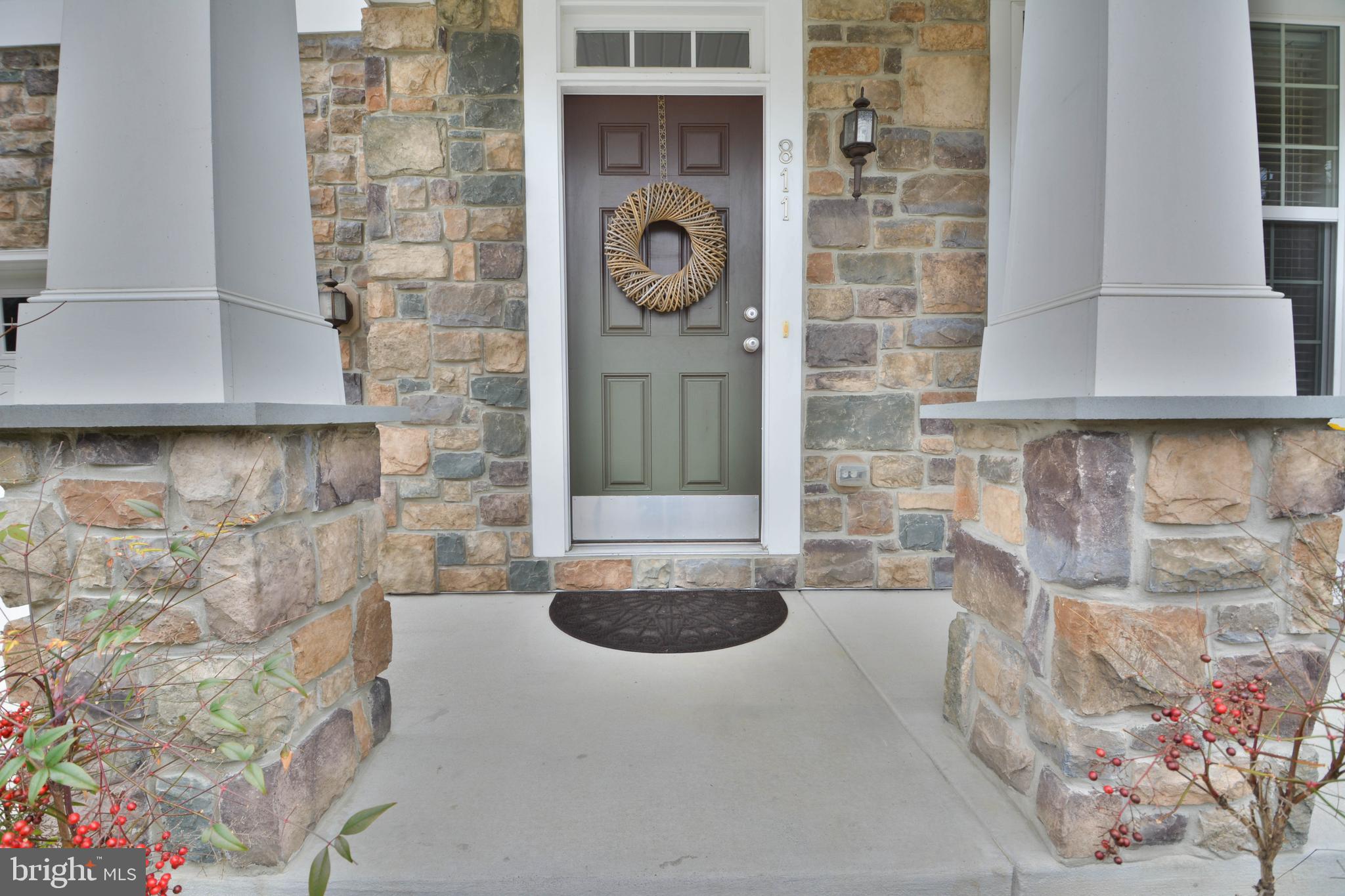 811 Wampler Road Baltimore, MD 21220 - Photo 3 of 42
