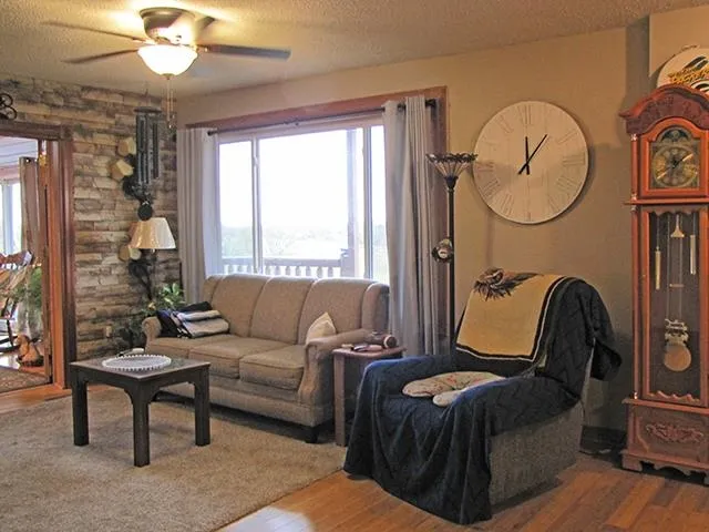 $349,900 | 26980 Jericho Road, Mineral Point, WI 53565