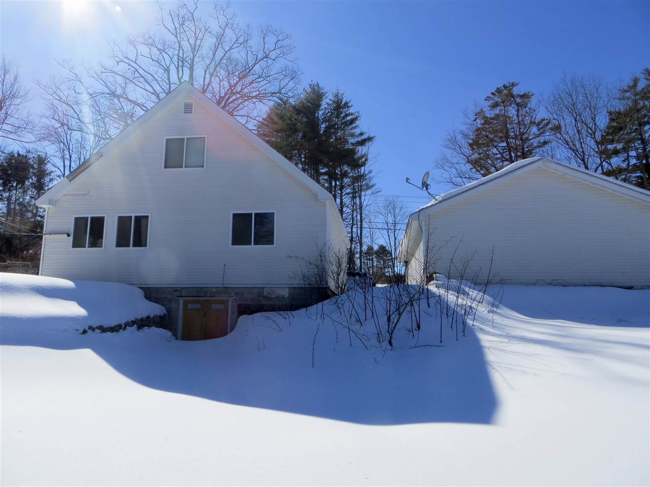 159 Suncook Valley Road Alton, NH 03809 - Photo 3 of 19