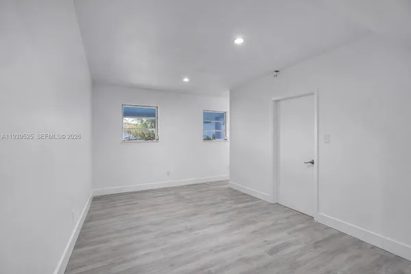 $999,000 | 10981 Southwest 44th Street, Miami, FL 33165