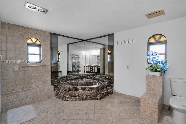 $999,000 | 10981 Southwest 44th Street, Miami, FL 33165