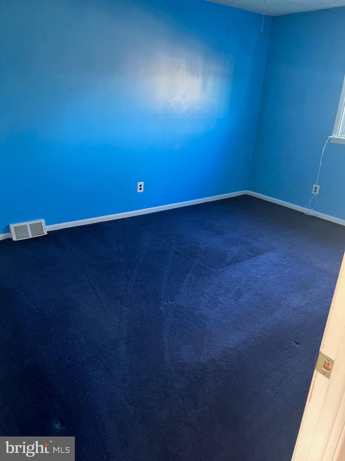 11818 Basile Road Philadelphia, PA 19154 - Photo 11 of 17 Second Bedroom