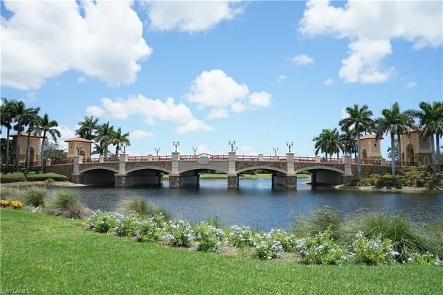 $549,000 | 9513 Avellino Way, Unit 2014, Naples, FL 34113