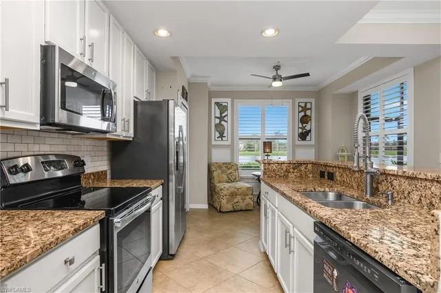 $549,000 | 9513 Avellino Way, Unit 2014, Naples, FL 34113