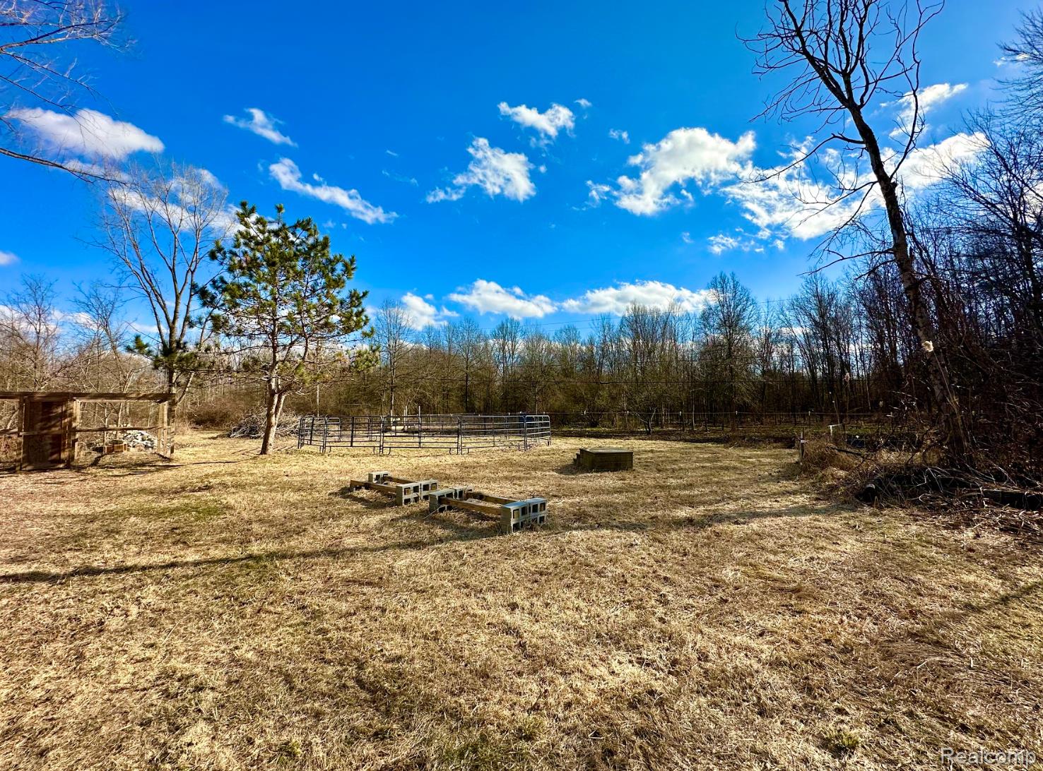 42915 Willis Road Belleville, MI 48111 - Photo 31 of 43 Gallery Image 31