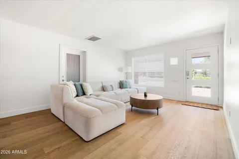 $648,888 | 707 West Luke Avenue, Phoenix, AZ 85013
